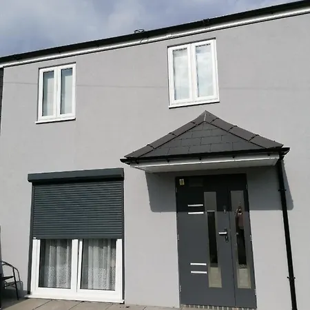 Charming 1-Bed Apartment In Coventry Exterior photo